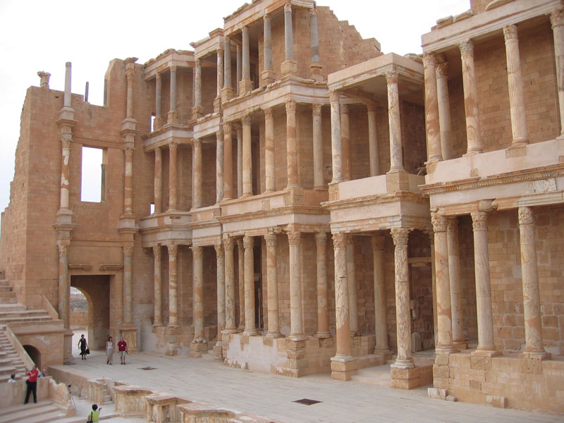 http://gerard.schwinte.free.fr/i_libye/0324Sabratha.jpg